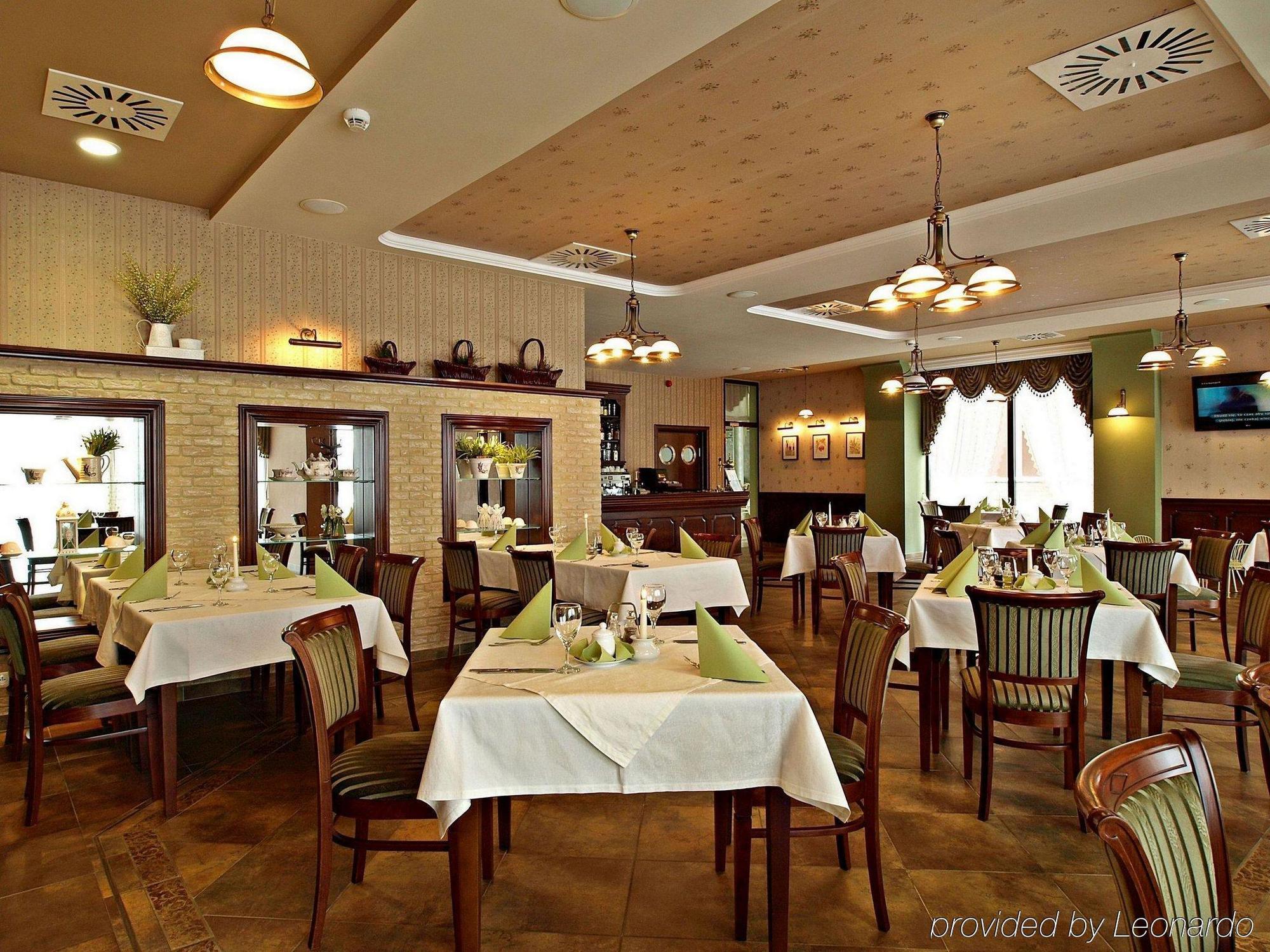 Hotel Fajkier Kroczyce Restaurante foto